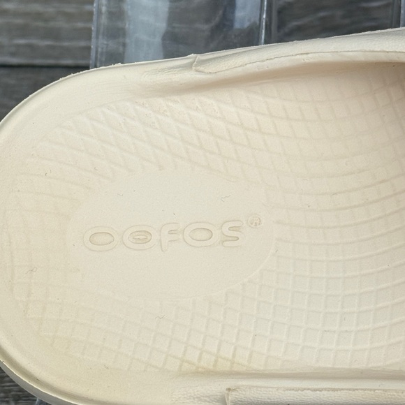Oofos OOahh Women’s Sz 6/EU 37 Nomad Cream Foam Slip On Slide Recovery Sandals - Picture 13 of 13